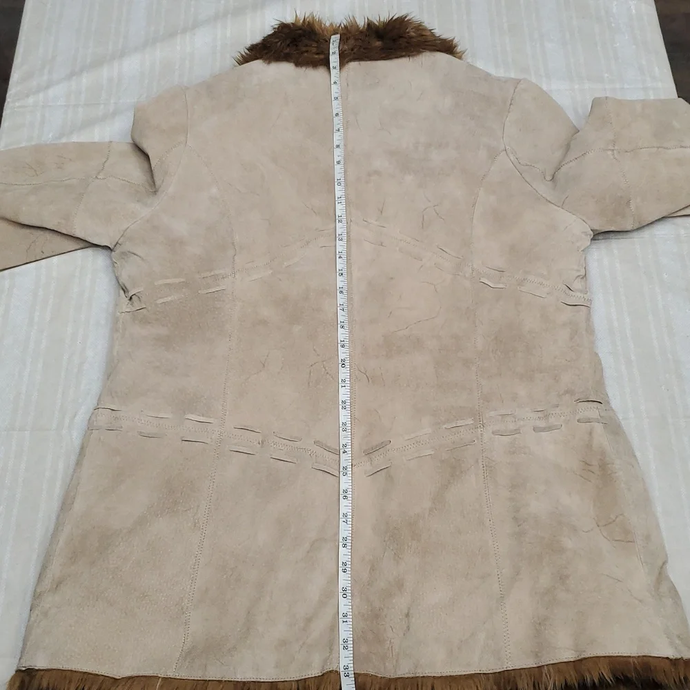 BKE Tan Leather Jacket with Brown Fur Trim - Picture 11 of 11